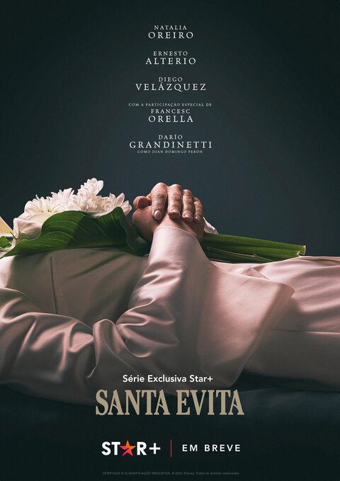 Santa Évita poster