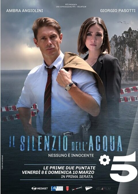 Il silenzio dell'acqua season 2 poster