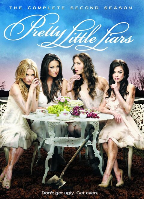 Pretty Little Liars season 2 poster