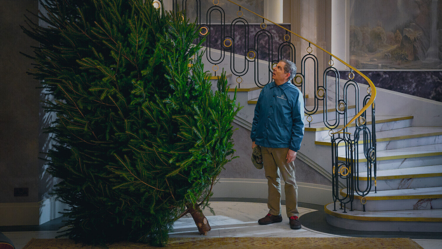 «Человек против младенца»: Рецензия Киноафиши