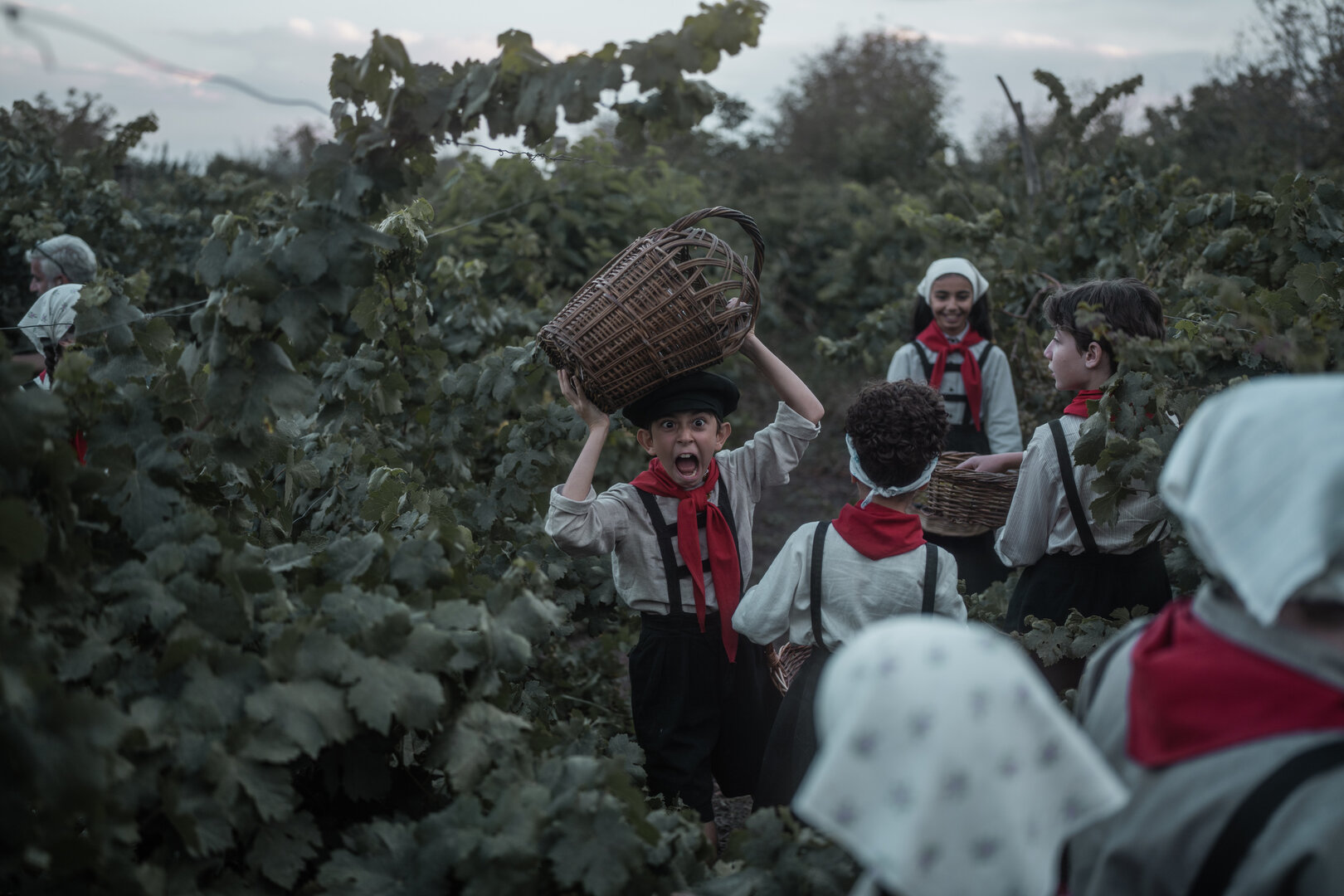 Ба до того, как стала Ба: в декабре Okko запускает сериал о детстве культовой бабушки Манюни «Манюня: Детство Ба»
