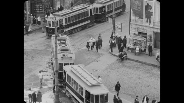 Man with a Movie Camera - trailer