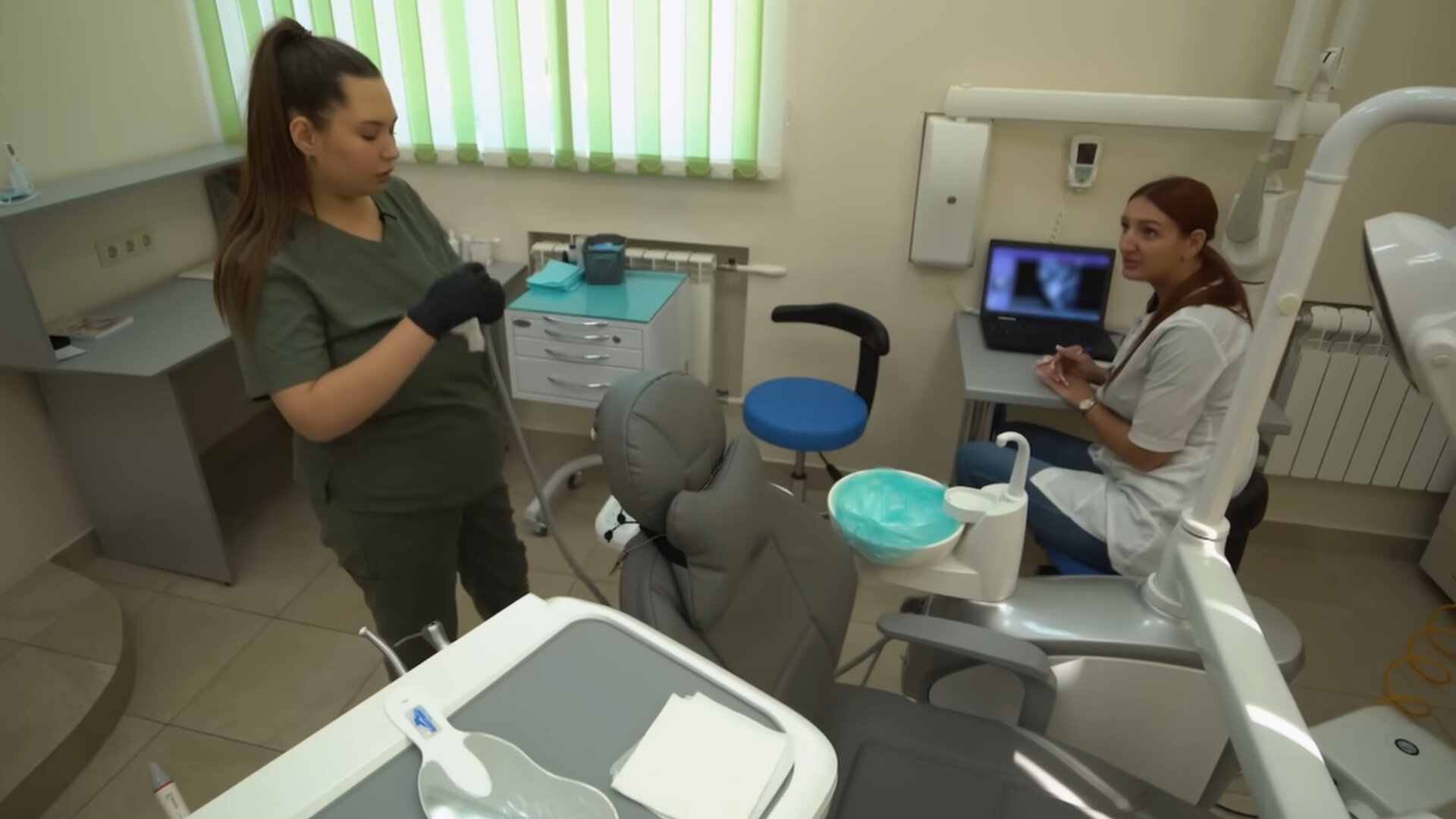 Беременна по обману - трейлер