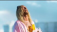 Пляжный бездельник - дублированный трейлер