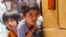 The Extraordinary Journey of the Fakir - trailer