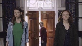 Thoroughbreds - trailer