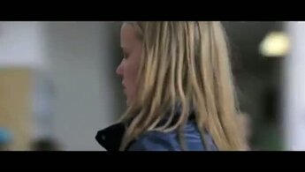 Elles - trailer