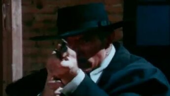 На несколько долларов больше - трейлер
