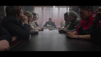 V Keyptaunskom portu... - trailer