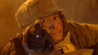 Chang jin hu zhi shui men qiao - trailer in russian