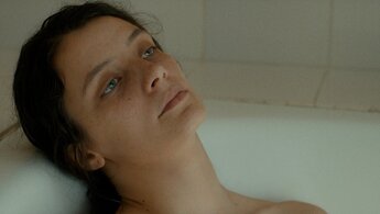 Рядом - трейлер