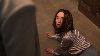 Intruder - trailer in russian