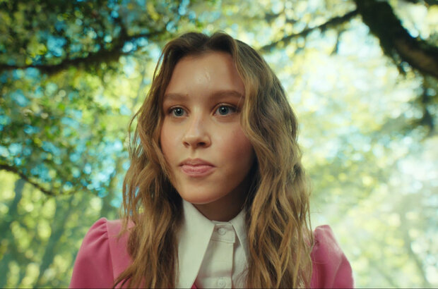 Alisa v Strane Chudes - trailer