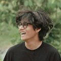 이름-없음 성-없음