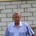 Владимир Петров