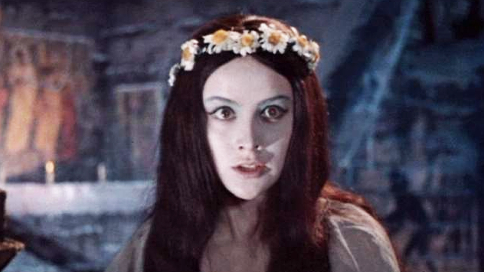 Кадры с «запрещенной» актрисой вырезали из «Вия»: остался только один ...