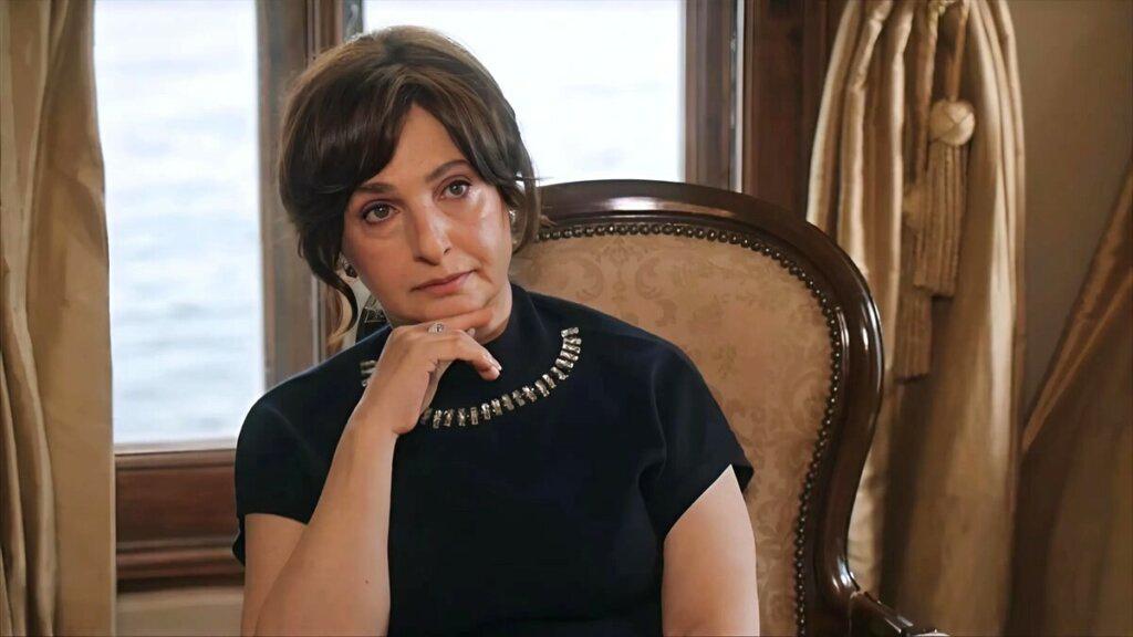 Нағыз үйдегі белдікпен секс