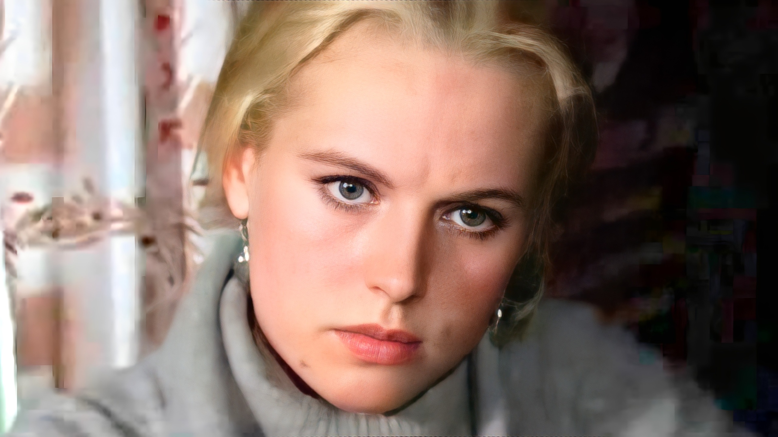 Елена Кондулайнен Плавает В Лодке Топлес – Русь Изначальная 1985