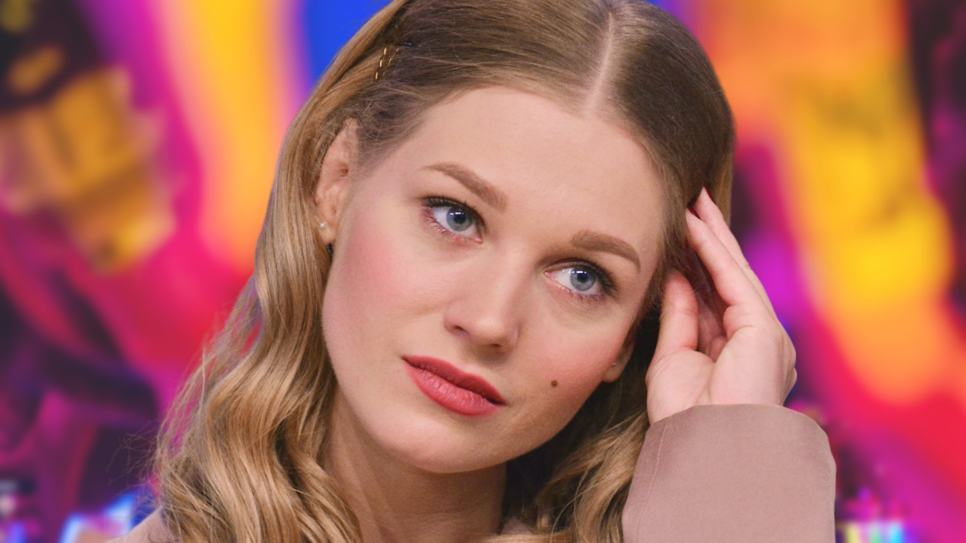 Асмус выбрала любовника, который как две капли воды похож на ее отца ...