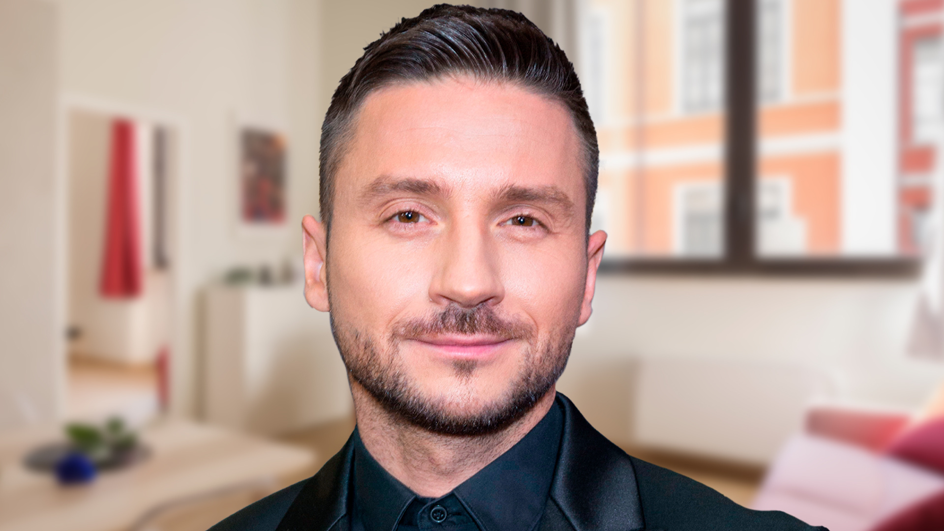 «Ком в горле»: Лазарев обнародовал трогательное фото с новорожденным сыном