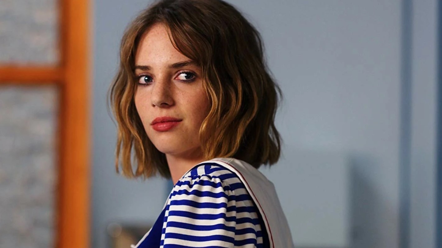 By myself maya hawke. Майя хоук песни. Maya thurman-hawke. Майя турман-хоук. Майя хоук.
